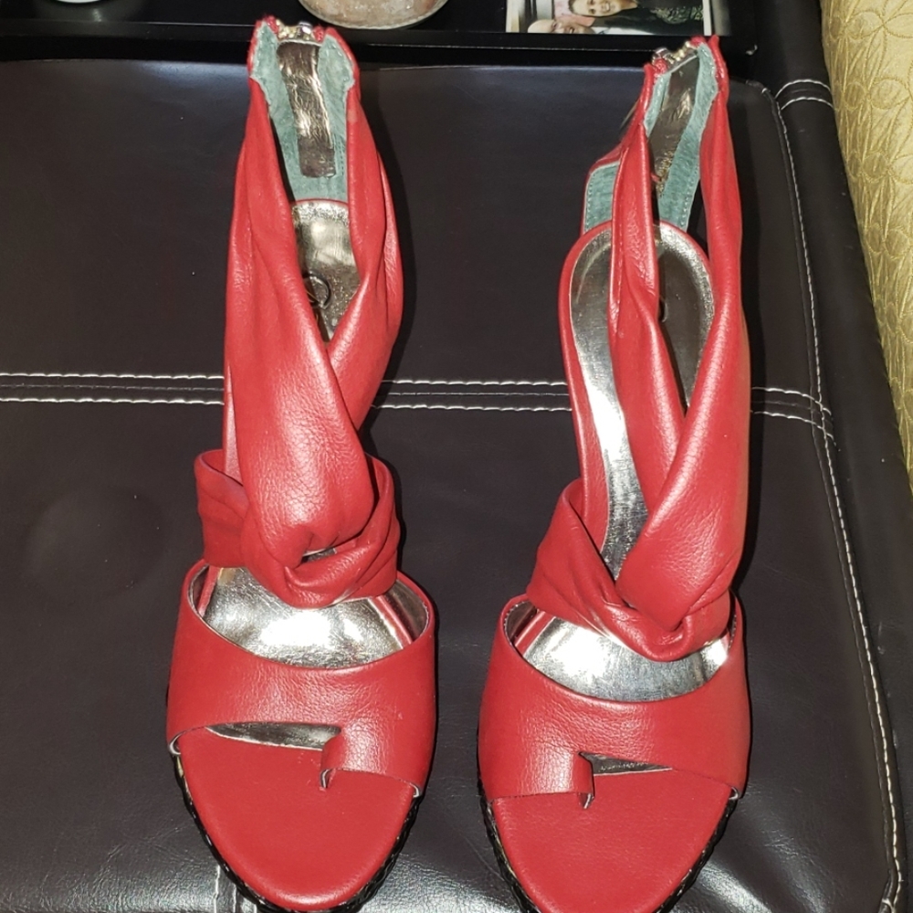 Carlos Santana strappy red high heels